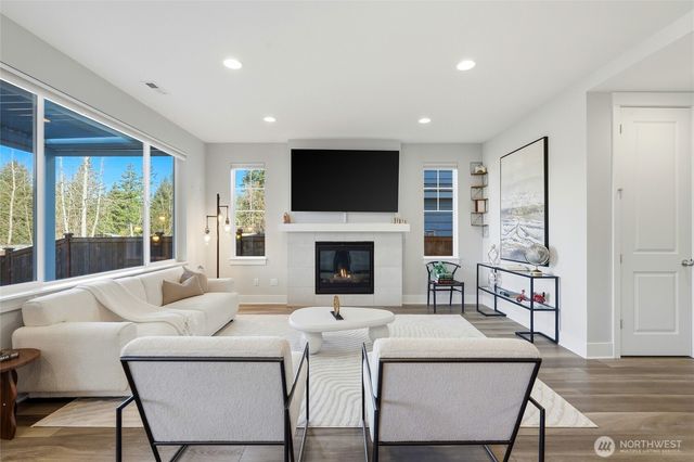 27107 235th Place SE, Maple Valley, WA 98038