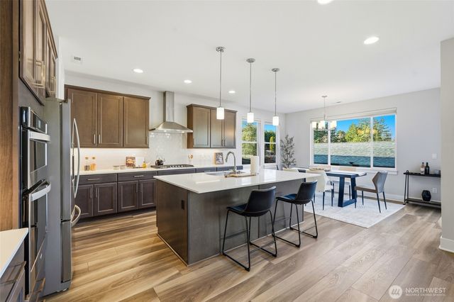 27107 235th Place SE, Maple Valley, WA 98038