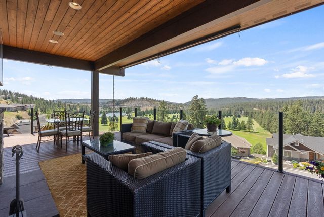 14210 N Wandermere Estates Ln, Spokane, WA 99208