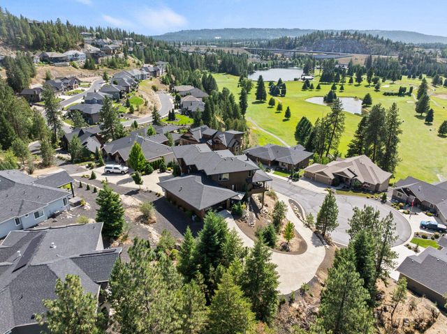 14210 N Wandermere Estates Ln, Spokane, WA 99208