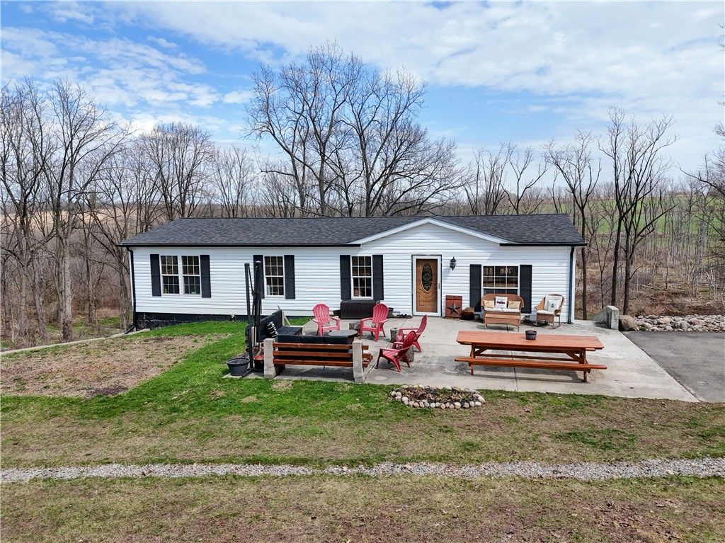 3121 Poplar Hill Road, Livonia, NY 14487