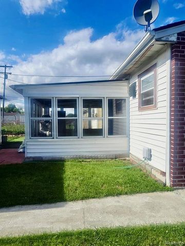 11901 Bloom Street, Hamtramck, MI 48212