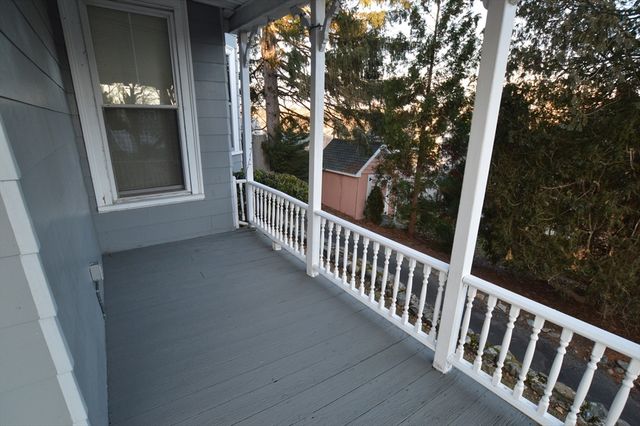 84 Crescent Ave 84, Melrose, MA 02176