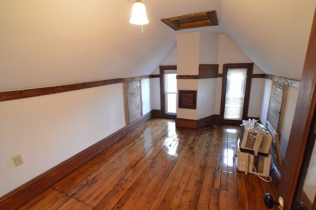 84 Crescent Ave 84, Melrose, MA 02176