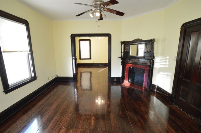 84 Crescent Ave 84, Melrose, MA 02176