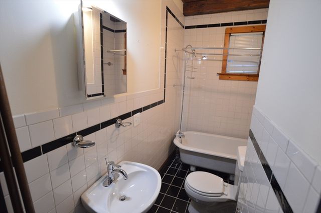 84 Crescent Ave 84, Melrose, MA 02176