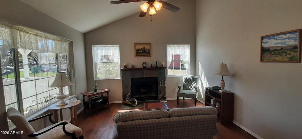 Image 4 of property listing at 17520 W FOOTHILL Road, Yarnell, AZ 85362
