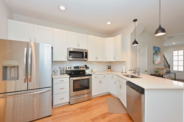 621 Trotters Aly, Gallatin, TN 37066