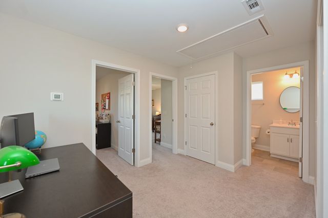 621 Trotters Aly, Gallatin, TN 37066