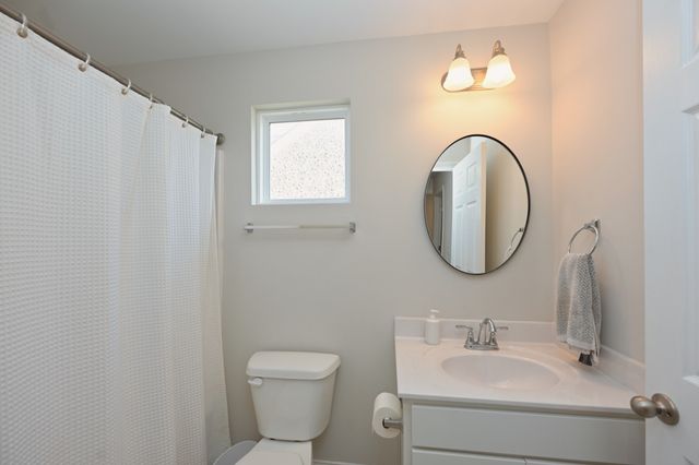 621 Trotters Aly, Gallatin, TN 37066