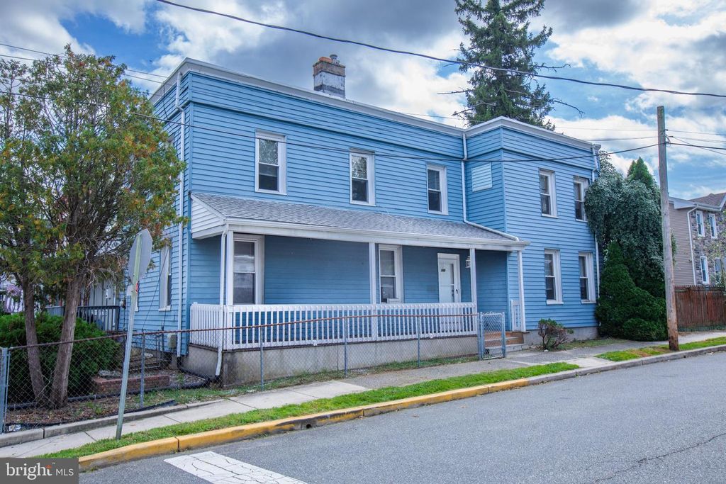 140 FRANKLIN ST, Woodbury, NJ 08096