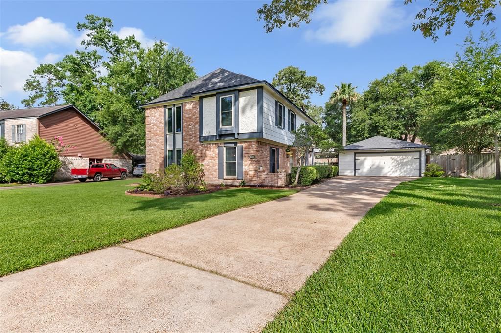 19523 Oak Timbers Drive, Humble, TX 77346