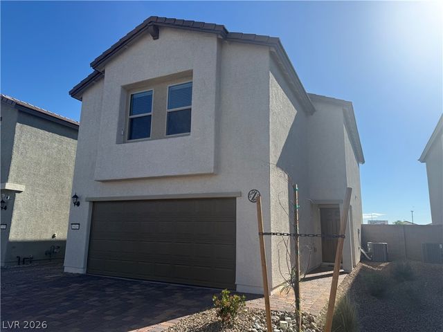 5916 Swift Lariat Street, Las Vegas, NV 89113