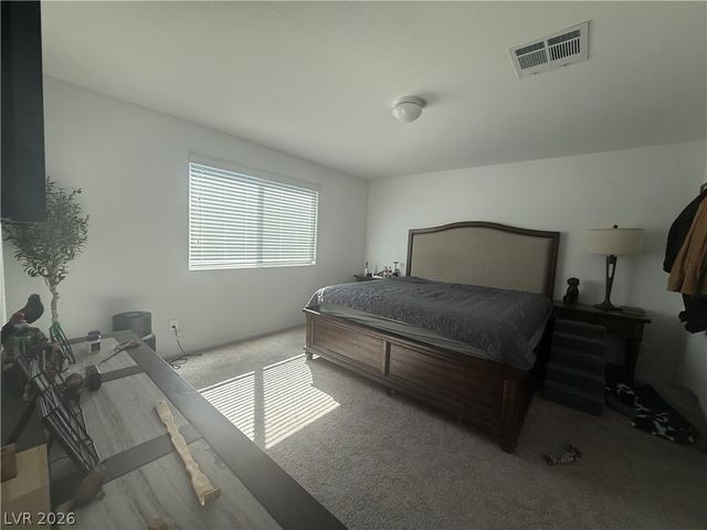 5916 Swift Lariat Street, Las Vegas, NV 89113