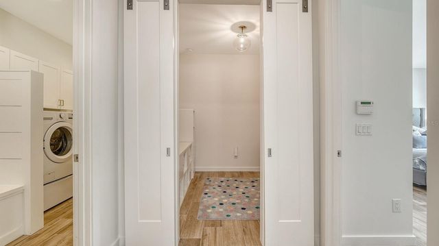 6136 HOLLYWOOD BOULEVARD, Sarasota, FL 34231