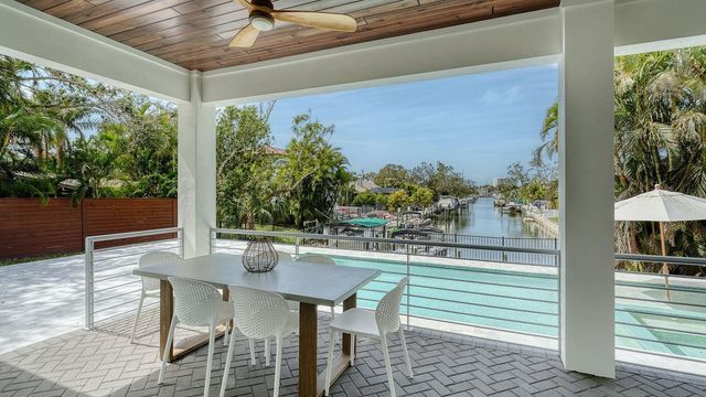 6136 HOLLYWOOD BOULEVARD, Sarasota, FL 34231