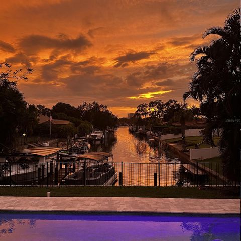 6136 HOLLYWOOD BOULEVARD, Sarasota, FL 34231