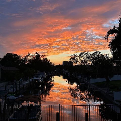 6136 HOLLYWOOD BOULEVARD, Sarasota, FL 34231