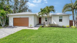 6136 HOLLYWOOD BOULEVARD, Sarasota, FL 34231