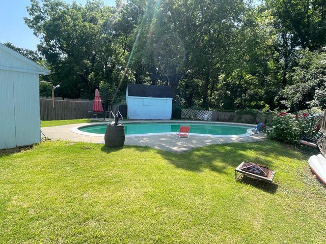 816 INDIAN TRL, Woodbury, NJ 08096