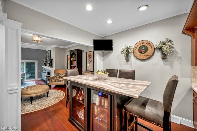 1179 Harwich Court 202, Rocky River, OH 44116