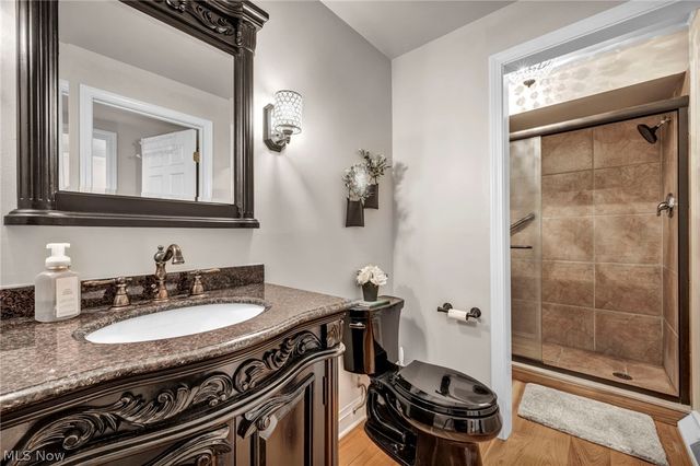 1179 Harwich Court 202, Rocky River, OH 44116