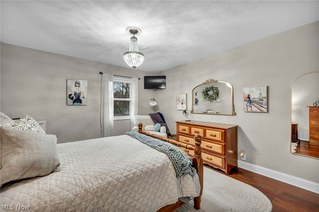 1179 Harwich Court 202, Rocky River, OH 44116