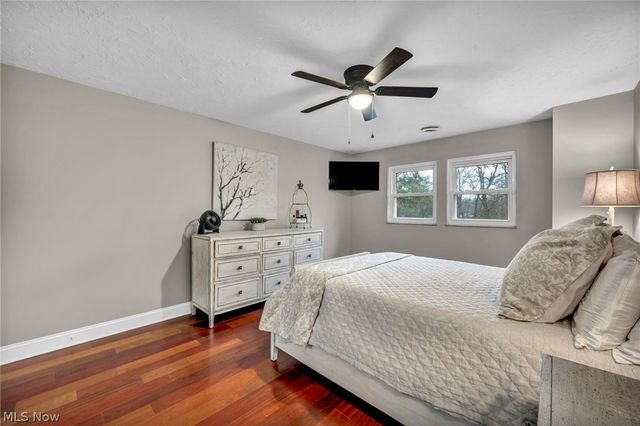 1179 Harwich Court 202, Rocky River, OH 44116