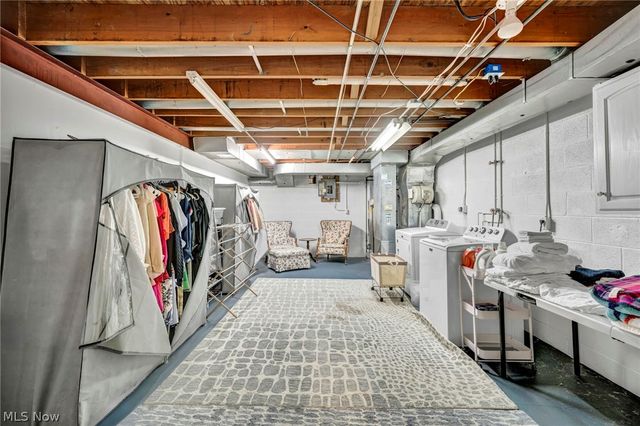 1179 Harwich Court 202, Rocky River, OH 44116