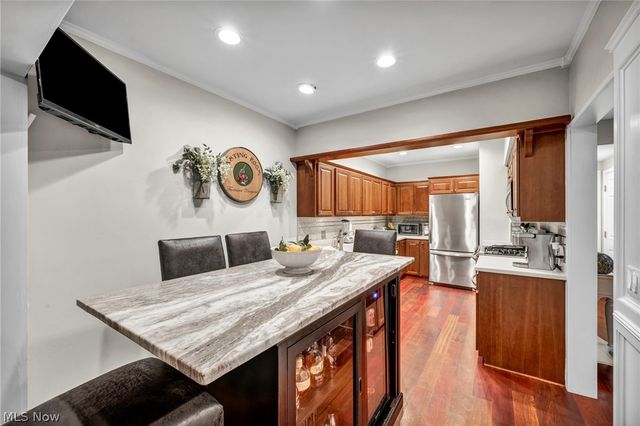 1179 Harwich Court 202, Rocky River, OH 44116