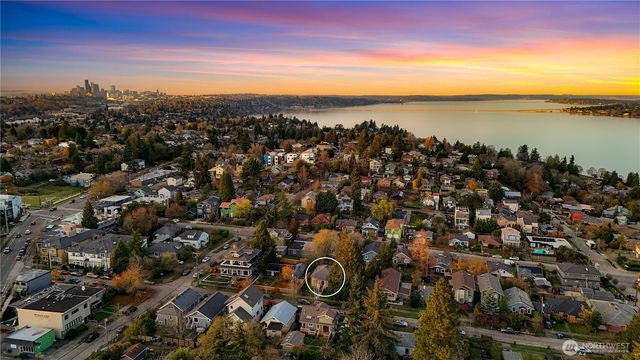 5212 S Mayflower Street, Seattle, WA 98118