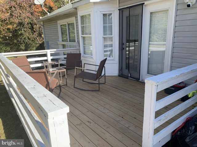 109 FAIRFAX LN, Locust Grove, VA 22508