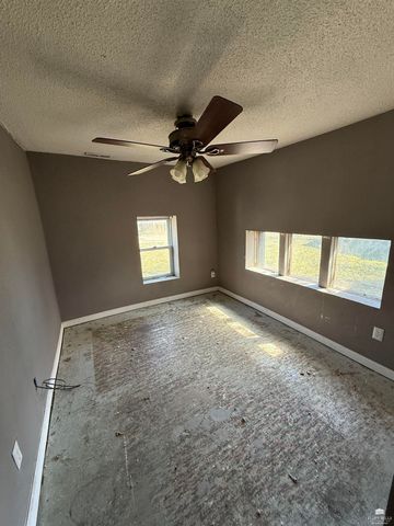 1524 N Madison Street, Junction City, KS 66441