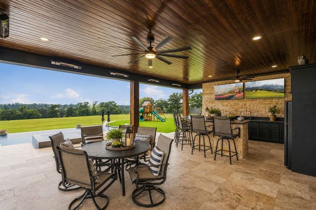 8000 E County Road 212, Buffalo, TX 75831