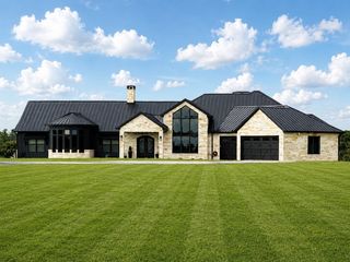 8000 E County Road 212, Buffalo, TX 75831