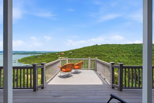 175 Split Rock Drive, Hollister, MO 65672