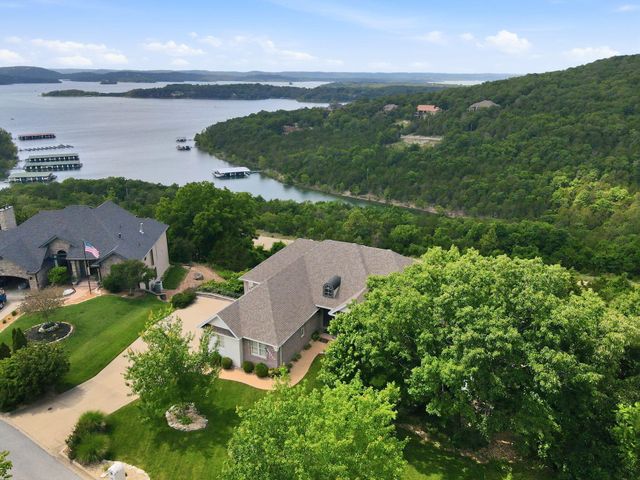 175 Split Rock Drive, Hollister, MO 65672