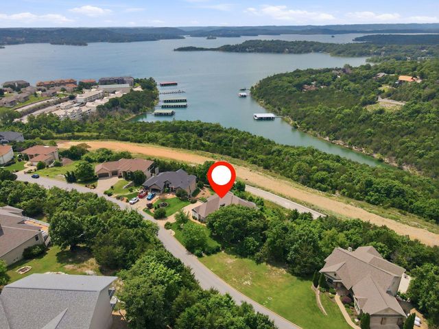 175 Split Rock Drive, Hollister, MO 65672