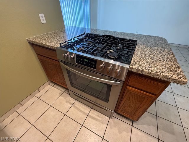 562 Sellers Place, Henderson, NV 89011