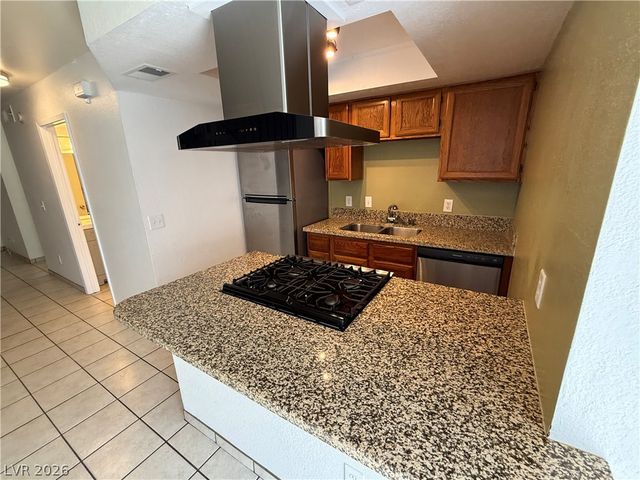 562 Sellers Place, Henderson, NV 89011