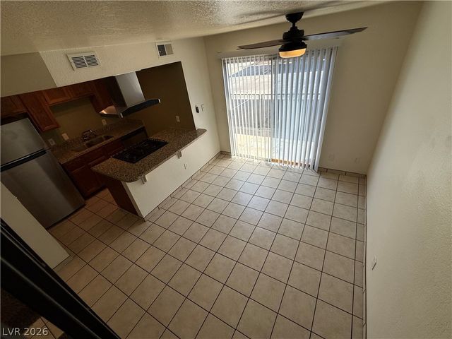 562 Sellers Place, Henderson, NV 89011