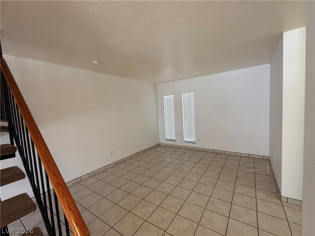 562 Sellers Place, Henderson, NV 89011 — photo 4