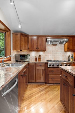 525 Park Lane, Orono, MN 55356