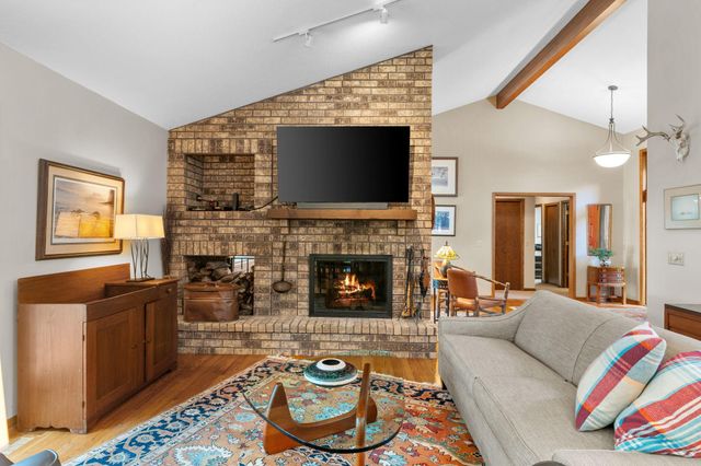 525 Park Lane, Orono, MN 55356