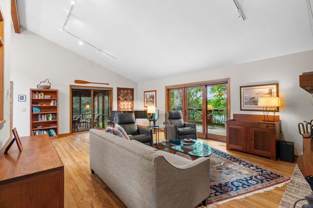 525 Park Lane, Orono, MN 55356