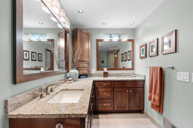 525 Park Lane, Orono, MN 55356