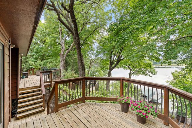 525 Park Lane, Orono, MN 55356