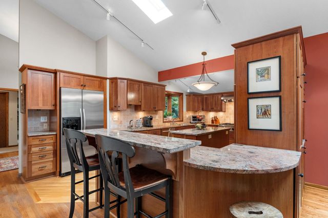 525 Park Lane, Orono, MN 55356