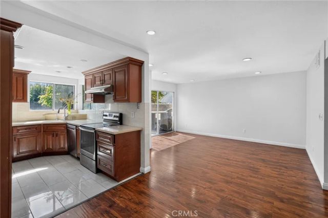 5130 W 1st E, Santa Ana, CA 92703