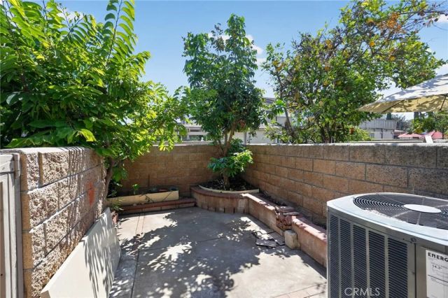 5130 W 1st E, Santa Ana, CA 92703